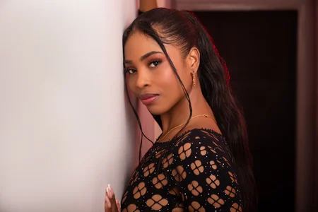 ZendayaRosse Public Pic