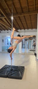 Lilabril Pole lover Pic 4