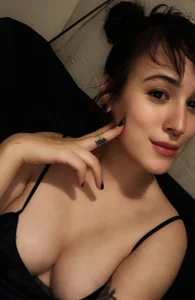 SinfulLillyxx kullanıcısının Welcome and enjoy albümü -  2 fotoğraf