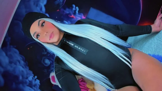 🤍🤍🤍 de Alessiax-  2 Imagens