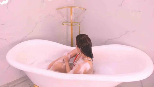 Reichell__s Foam and oil show sexfoto 9
