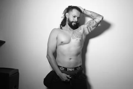 AlukardBig Wow Εικόνα 2