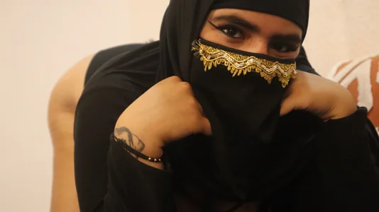 haly_smif Public টি ছবি