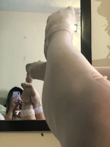 Lucy_Princes Feet Immagine  6