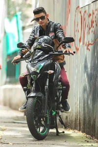 VikoHands TommDaddy Pic 6