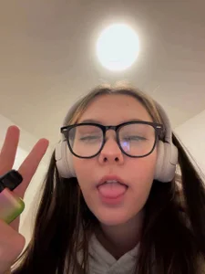 Shiny_Ashley Public Kuva 7