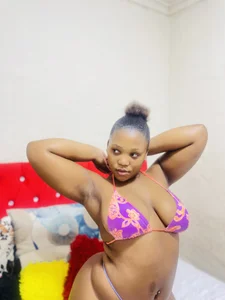 Beyoncex05 Public Immagine 