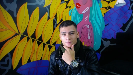 Ricky_Strong Public Pic 3