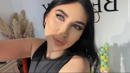 Aryanna18's XXX Nude Photo 2