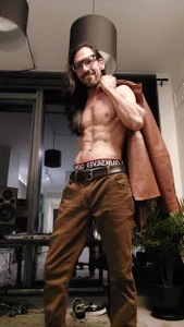 leather & brown 2 de Youreherewithme  6 photos