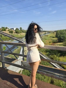 SelenSummerのRelaxin with meeeの 4枚の写真