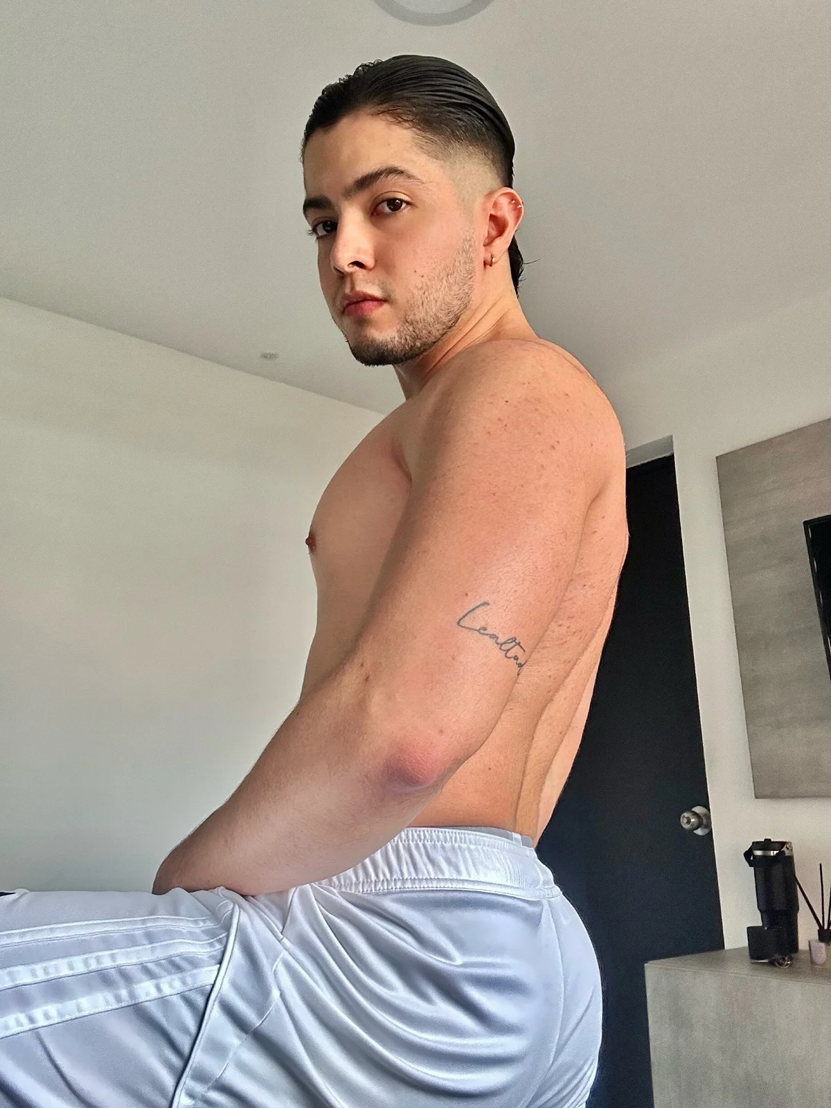 GrantBlake Gambar Trending 7503