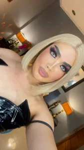 NaughtyFridah Sexy in blond💗 사진