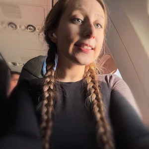 FroggyAnna on my way✈️ Foto