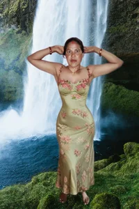 Public od Madhubala_Love  3 snímek