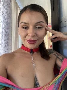 Selena_G69 I capture up to 4 selfies a day in the month of September! Foto 8