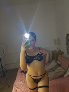 mary_joseph 🖤🖤 Pic 3