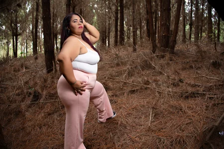 AshleyGrahamsThick Ass MILF图片 3