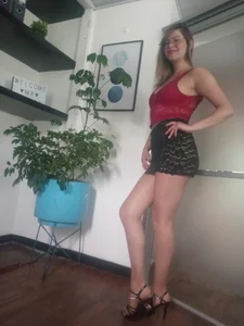 Chanelll_Taylorr_ nice legs Pic 2