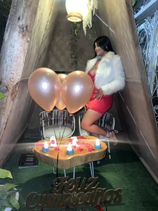 LUNATAYLORS MY BIRTHDAY DINNER😍😍🫠 Pic 5