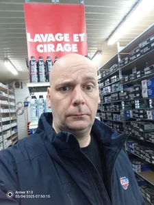 Public od willywet  6 snímek