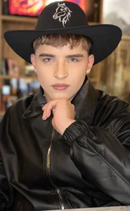 Lucass_love Cow boy🍂🍁 Hình