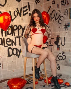 Zdjęcia Nina_Ford valentine's day ❤️🖤:  4