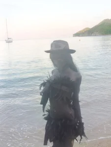 barbara_anal_squirt_ Mi disfraz Pic 3