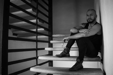 castle_87 BLONDE & BLACK Immagine  3