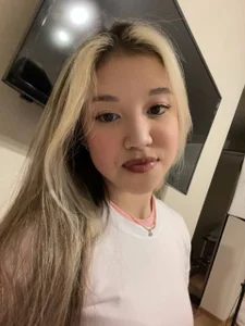 LinnBealee: cutie ( 2 фото)