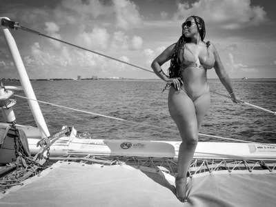 BLACK_ROSSE_1 Holidays Pic 3