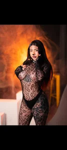 Your mistress de Madison-Davenport  2 Imagens