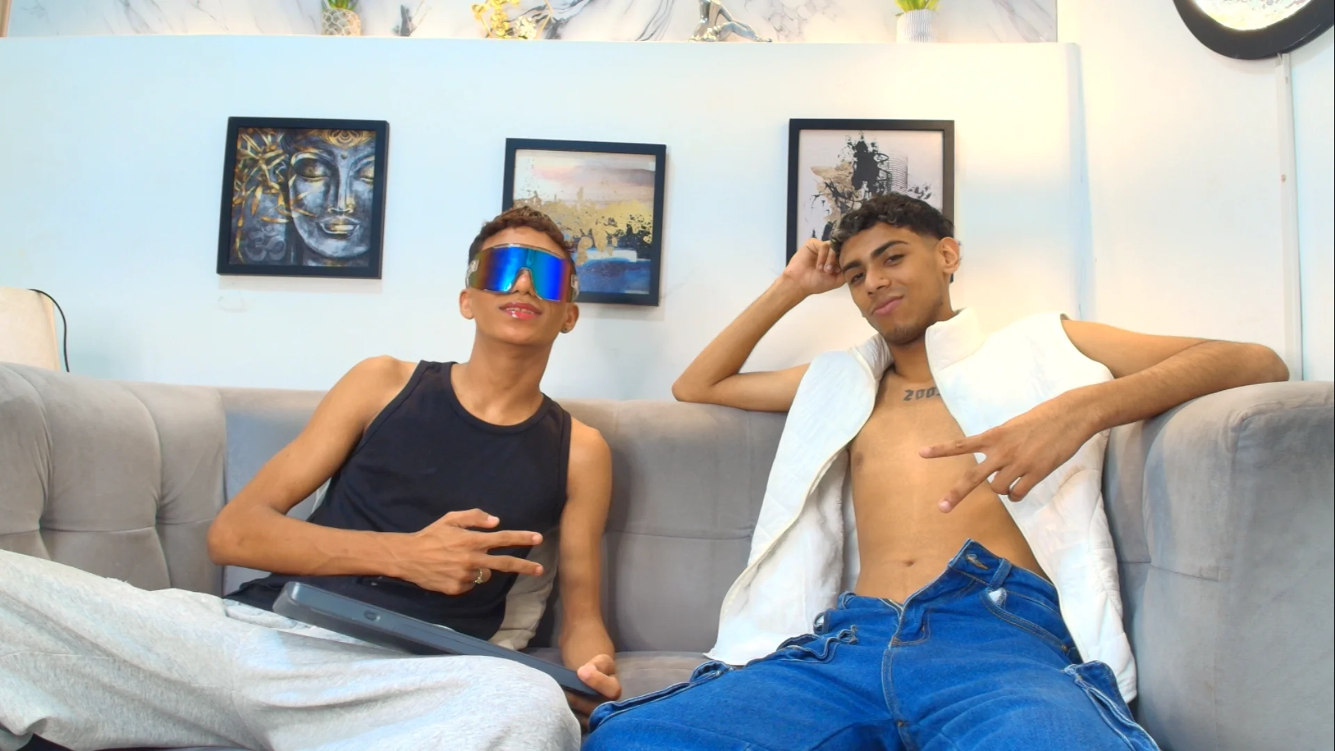 RED_ZONE_BOYS: Public ( 2 фото)