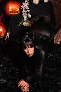 Loren_whiteeのhappy halloween 2026の 2枚の写真
