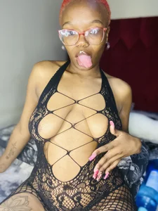 YummyMelanin117 Black Pic 3