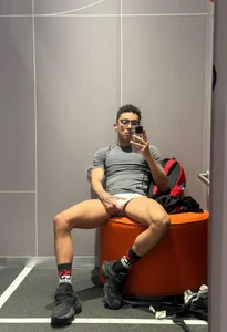 Vbenz28 Public Pic 4