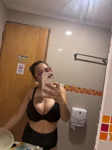 Laurenwithman Public Bilde