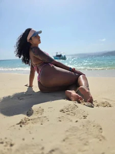 agatha_collins_ Public Fotka 2