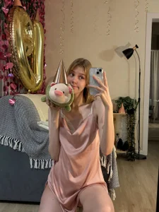 sofiapurexの19th 🥳の 4枚の写真