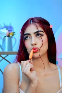 Mia-Monroe Happy Easter Sunday, darling! 😍🥚 圖片 3