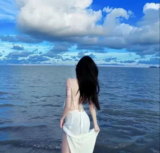 Zdjęcia UrsineSmog 美女主播:  3