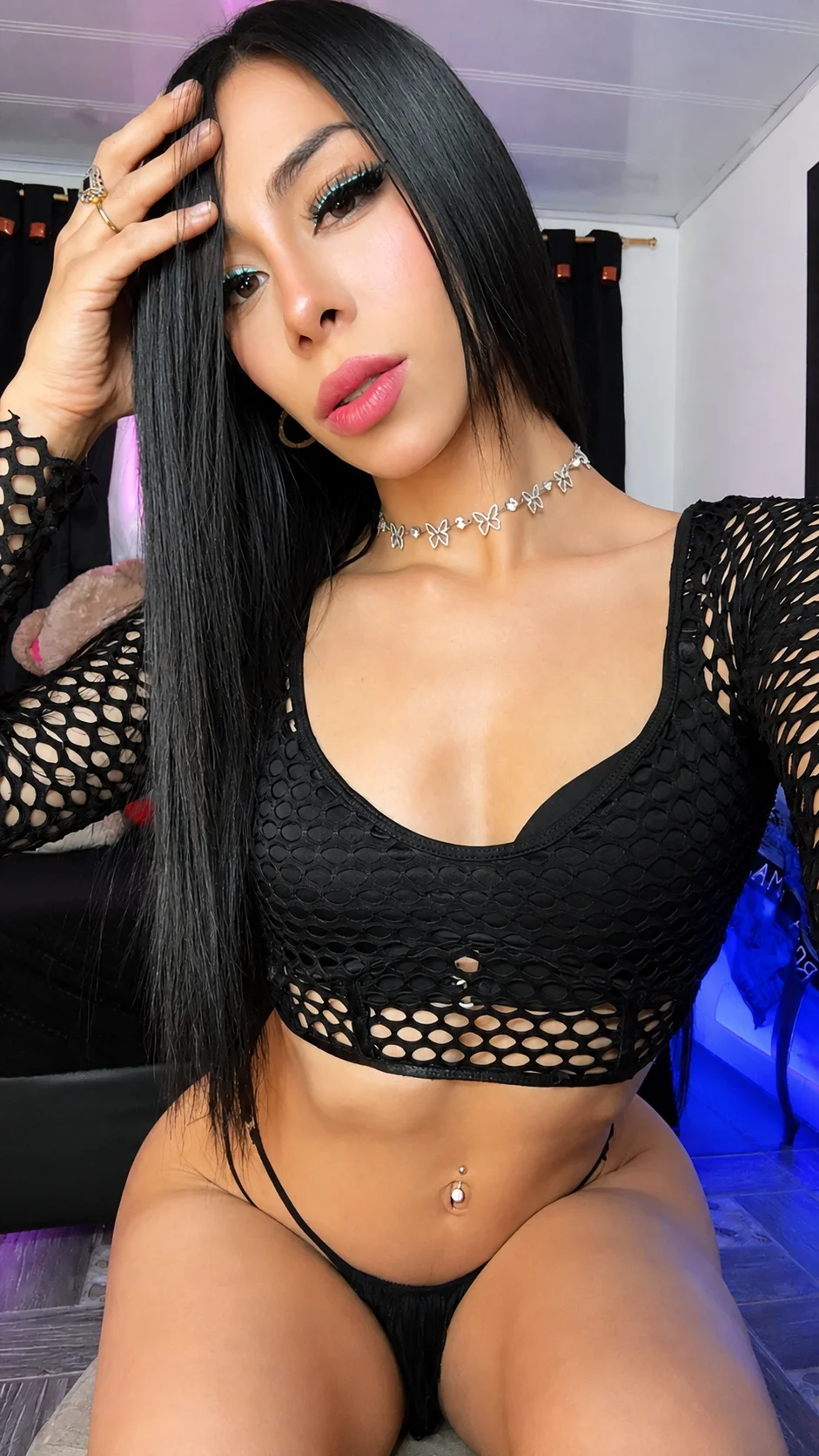 valerii_fox_69 adlı kullanıcının viral fotoğrafları:  9790