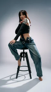 AlexandraBloom Dark Elegance Pic 2