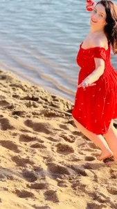 wildrossy red dress Pic 2