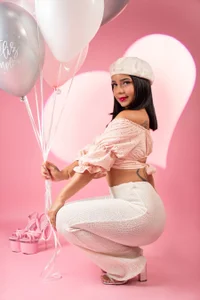 SenniaBella My 25th birthday 🎂🎀🎁 Pic 2