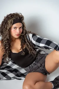 RoxanneMorguet_ Your Fantasy Begins Here 🍭  3টি ছবি