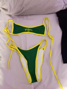 adri_selyn_🚨Choose some lingerie and high heels🚨 Bild 5