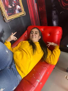 Alucard_Hellsiing Yellow, color of sexy girl🖤 Foto 5
