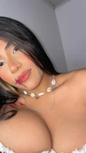 COME HERE WITH ME de Rubi_boobs_  5 photos