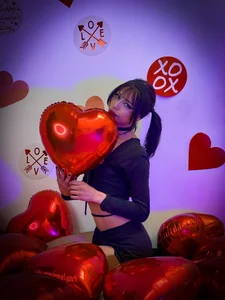 emma_cg Public Pic 5